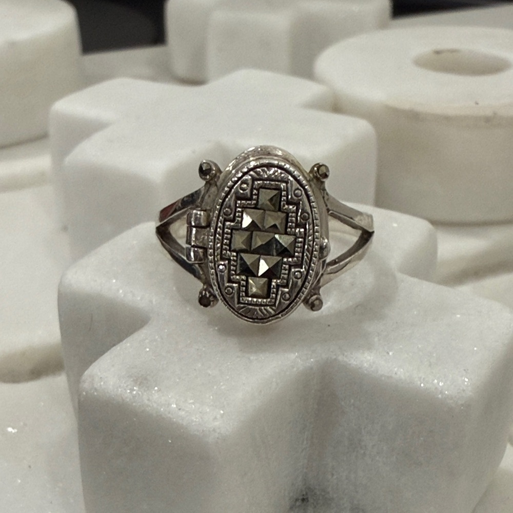 Vintage Poison Ring